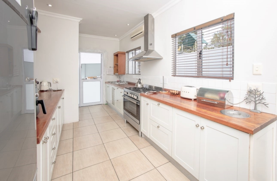 5 Bedroom Property for Sale in Nahoon Eastern Cape